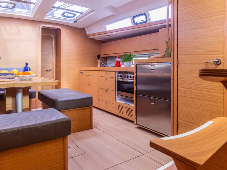 Boat rental Dufour Dufour 460 Grand Large in Palermo on Samboat