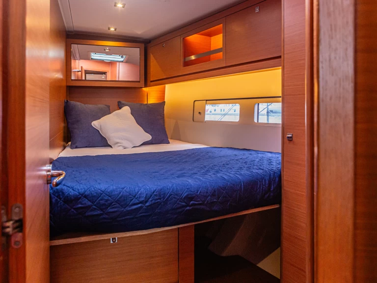 Dufour Dufour 460 Grand Large in Palermo on SamBoat