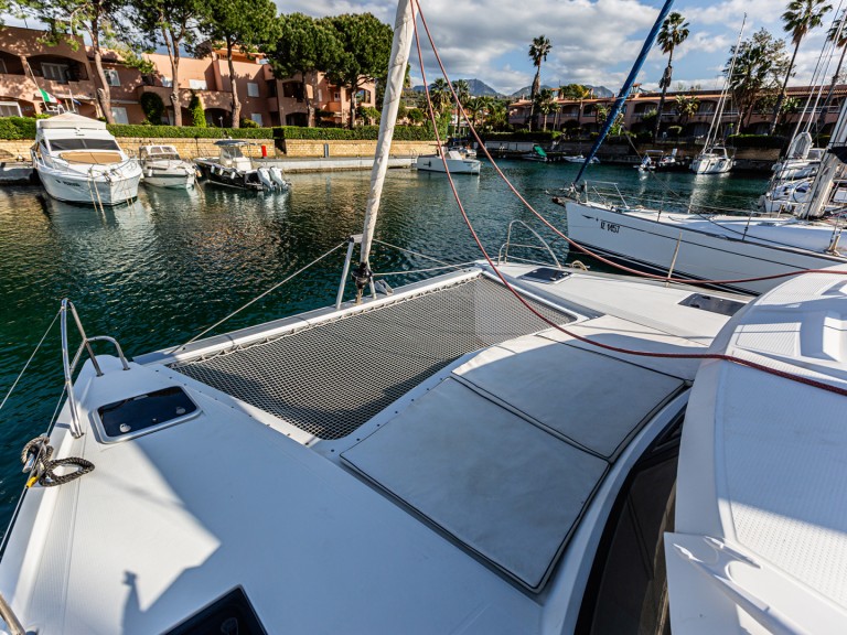 Catamaran rental in Furnari - Fountaine Pajot Lucia 40