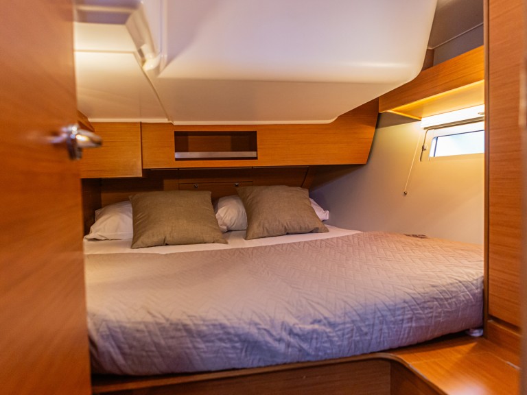 Yacht charter Palermo cheap Dufour 390 Grand Large