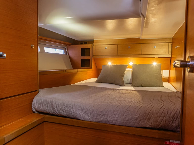 Sailboat rental in Furnari - Dufour Dufour 56 Exclusive