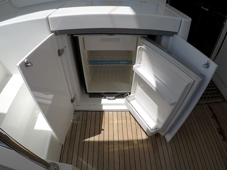 Catamaran rental with or without captain Lagoon Šibenik