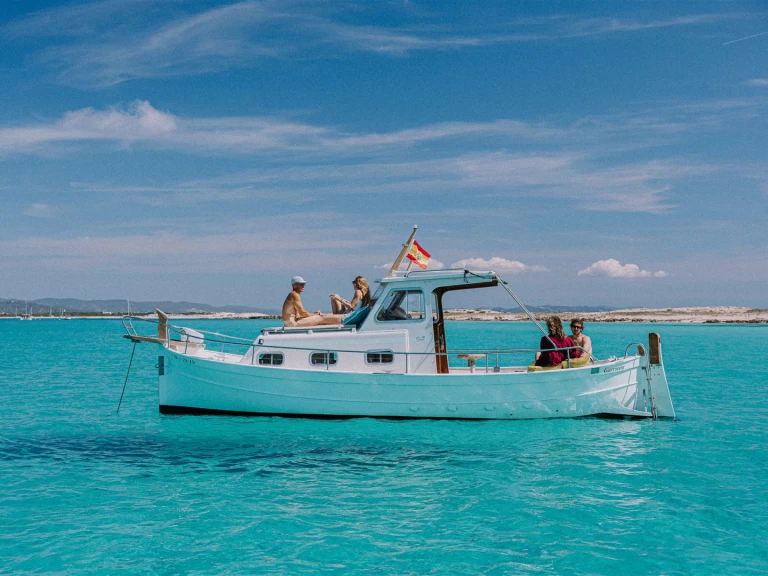 Yacht charter Marina Ibiza cheap LLaut 36