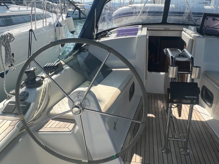 Sailboat for rent Kaštela at the best price