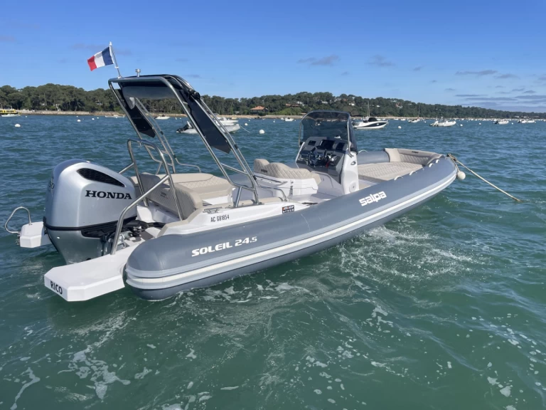 Bareboat Rental Motorboat Salpa with a boat licence