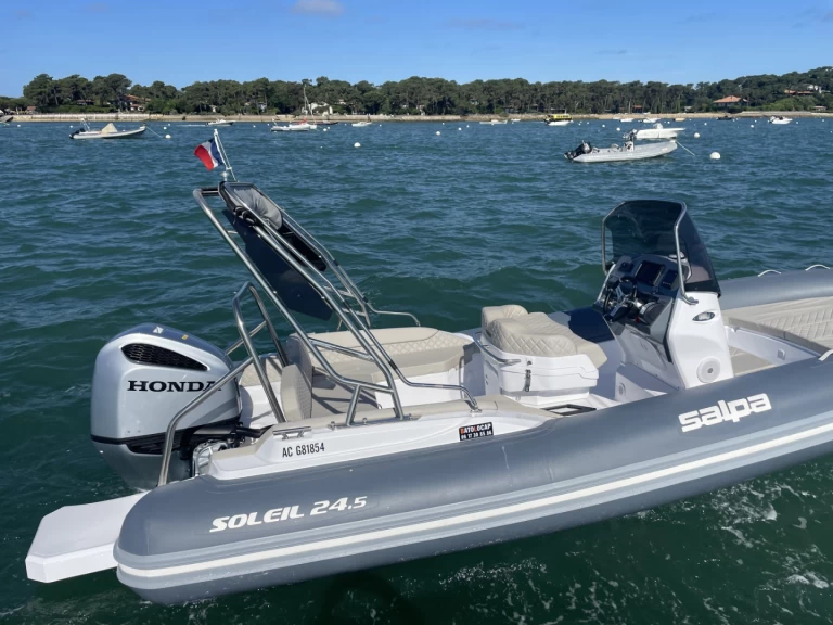 Salpa Salpa 24.5 charter bareboat or captained in  Cap Ferret