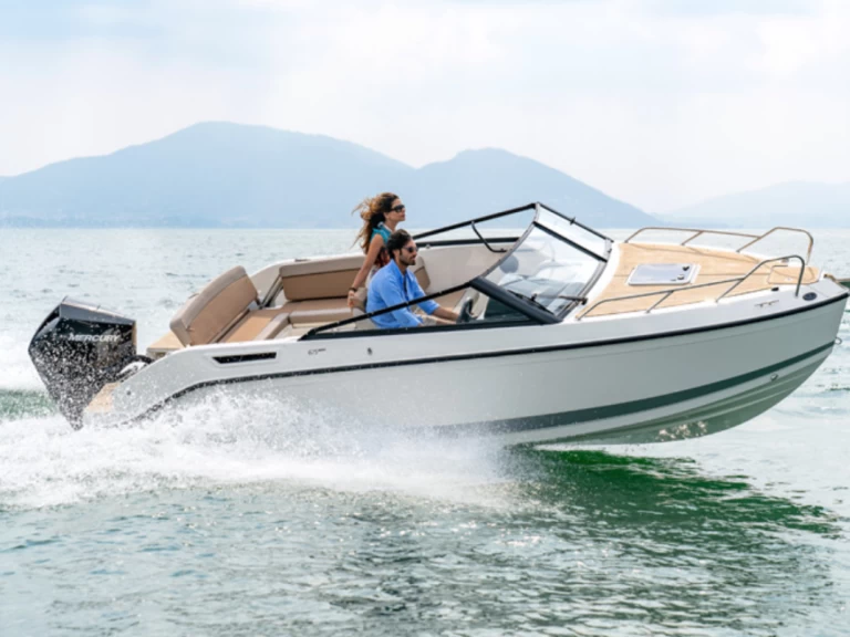 Quicksilver Activ 675 Cruiser charter bareboat or captained in  Marseille