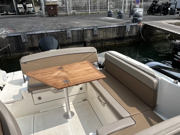 Motorboat rental with or without captain Quicksilver Marseille