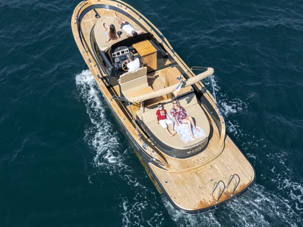 Boat rental Nautica Esposito Positano 32 in Marinella di Sarzana on Samboat