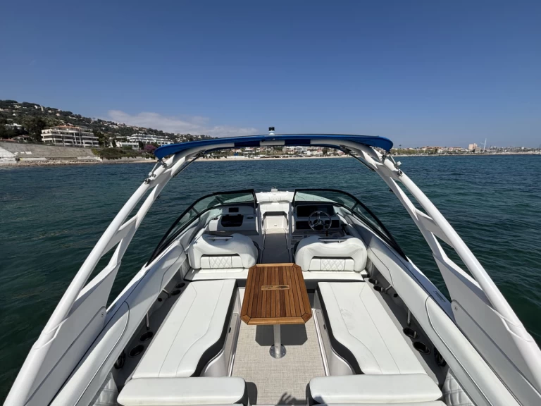 Yacht charter Cannes cheap LX2