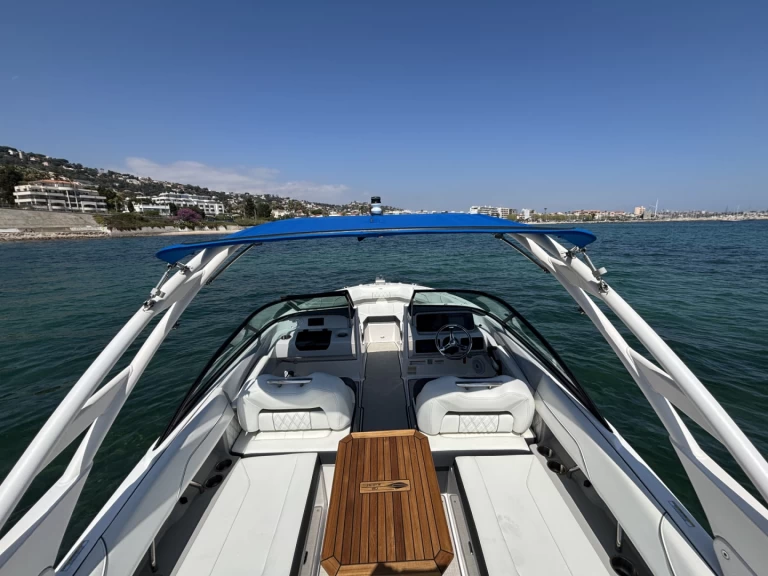 Boat rental Régal LX2 in Cannes on Samboat