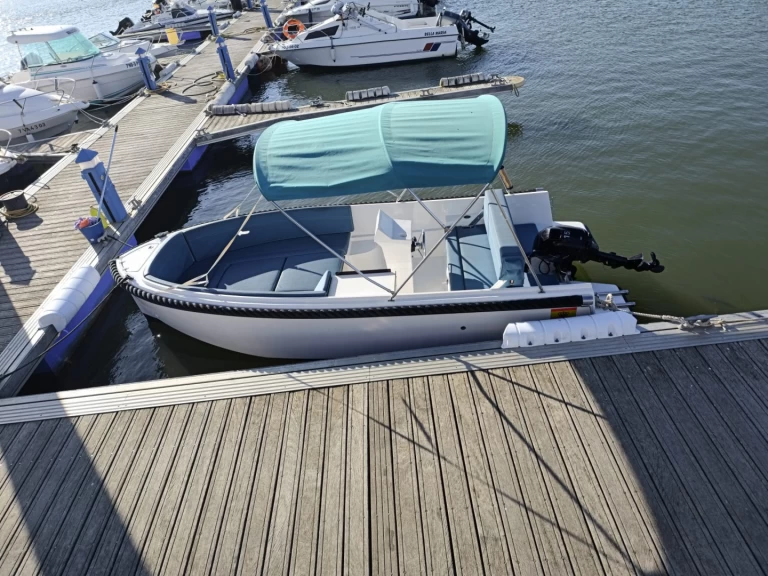 Yacht charter Puerto del Terron cheap 510