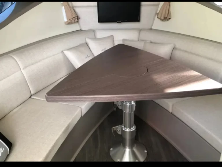 Motorboat rental with or without captain Sea Ray Ajaccio