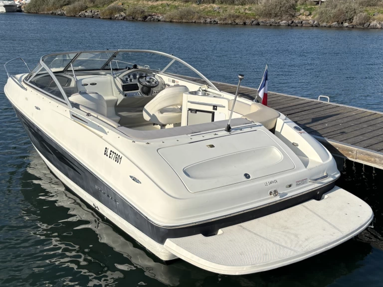 Boat rental Bayliner Cuddy 702 in Le Cap d'Agde on Samboat
