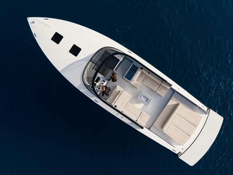 Motorboat rental in Monaco-Ville - VanDutch VanDutch 48 