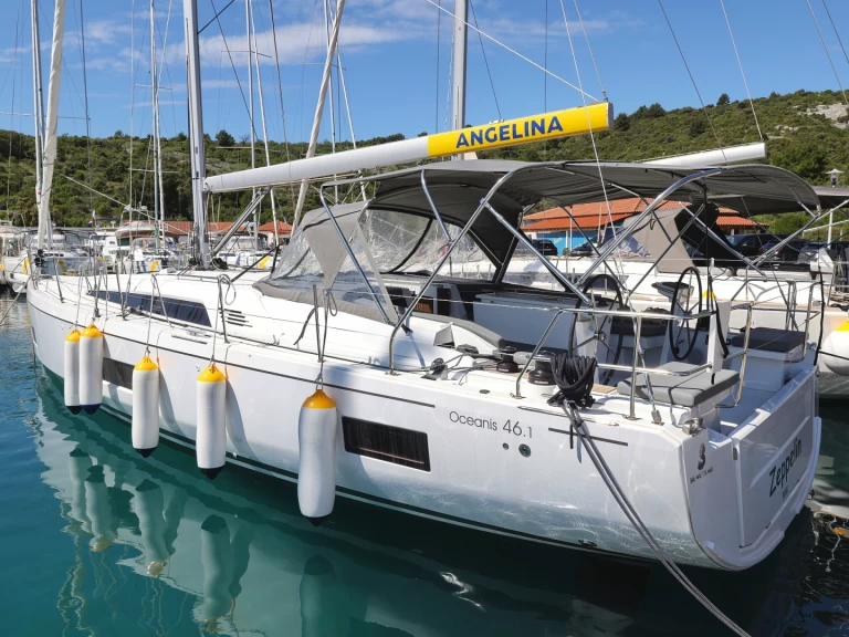 Sailboat for rent Primošten at the best price