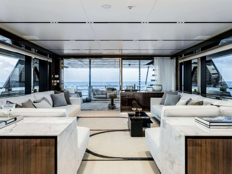 Riva TASTY WAVES in French Riviera on SamBoat