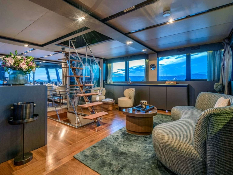 Yacht charter Antibes cheap KOKONUT'S WALLY