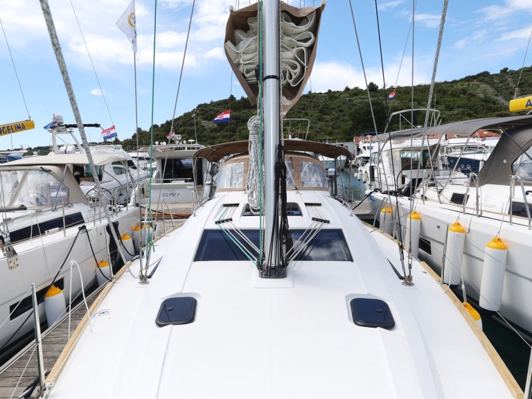 Yacht charter Primošten cheap Impression 40.1