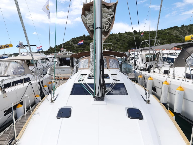 Yacht charter Primošten cheap Impression 40.1