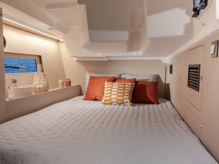 Boat rental Bénéteau Oceanis 461 in Le Marin on Samboat