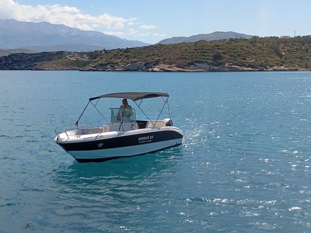 Motorboat rental in Marathi - Marea Marea 22