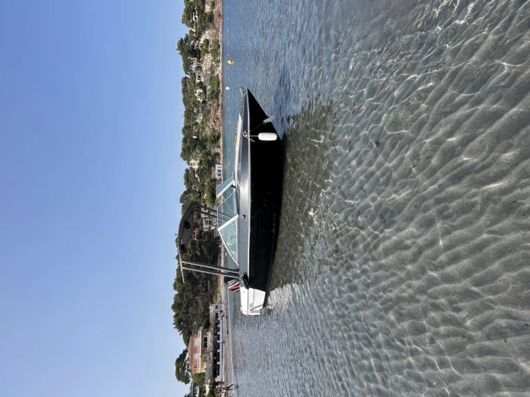 Motorboat rental in La Seyne-sur-Mer - Bayliner Bayliner 175 BR