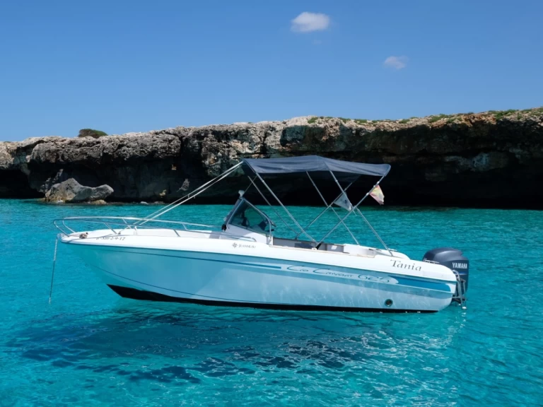 Bareboat Rental Motorboat Jeanneau with a boat licence