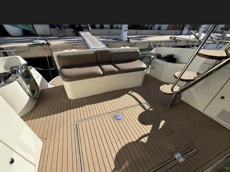 Azimut Azimut 52 Fly charter bareboat or captained in  Torrevieja
