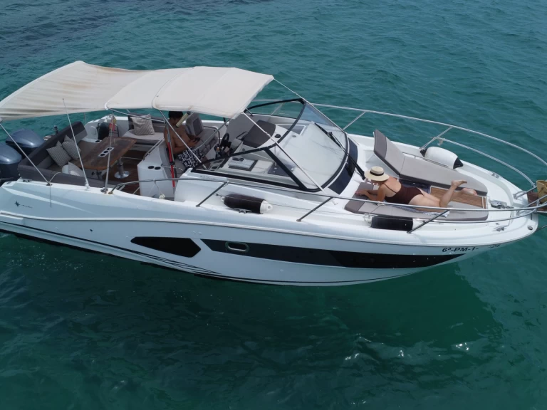 Motorboat rental with or without captain Jeanneau Puerto Portals