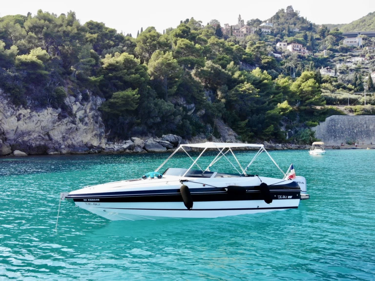 Bareboat Rental Motorboat Tullio-Abbate with a boat licence