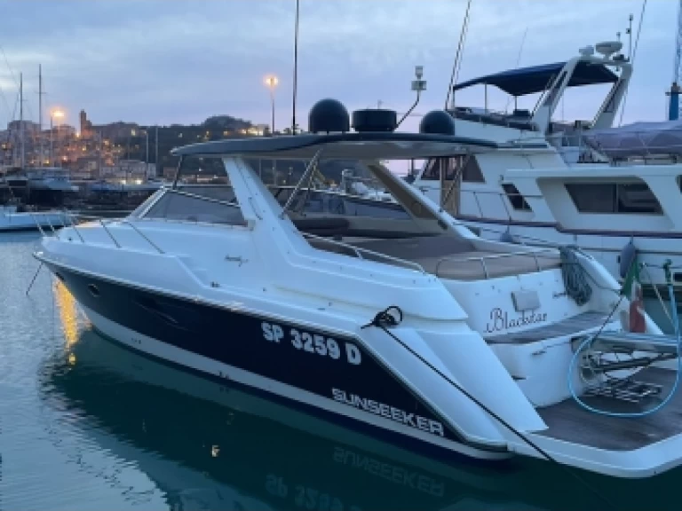 Boat rental Sunseeker Camargue 46 in Cefalù on Samboat