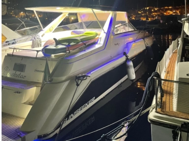 Motorboat rental with or without captain Sunseeker Cefalù