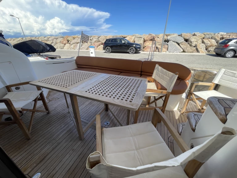 Bareboat Rental Luxury Yacht Princess with a boat licence
