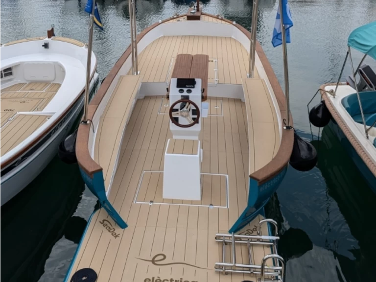 Yacht charter Marina de Palamós cheap 800