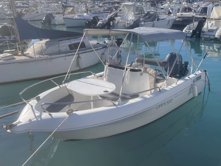Boat rental Pacific Craft Pacific Craft 500 Open in Cagnes-sur-Mer on Samboat