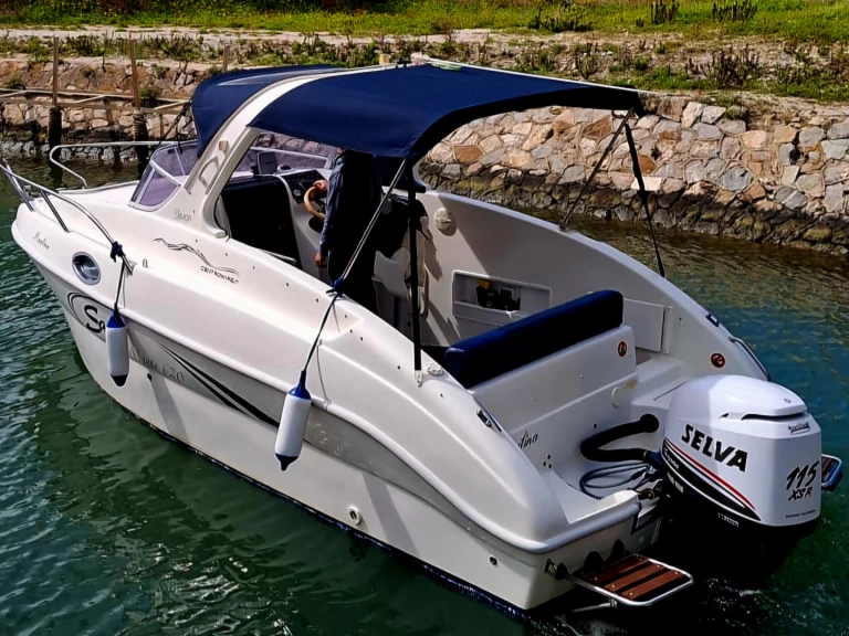 Rent a Orizzonti Syros 190 La Spezia