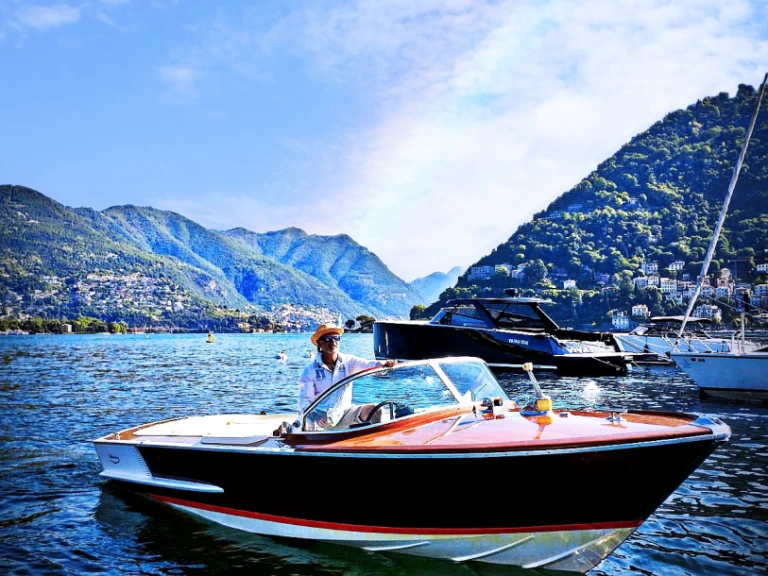 Colombo Super Indios  in Como (City) on SamBoat