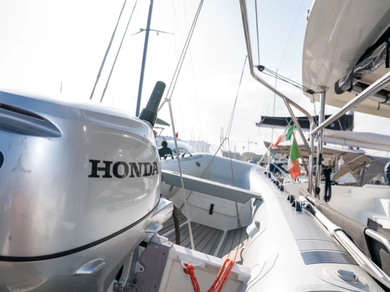 Bareboat Rental Catamaran Lagoon with a boat licence