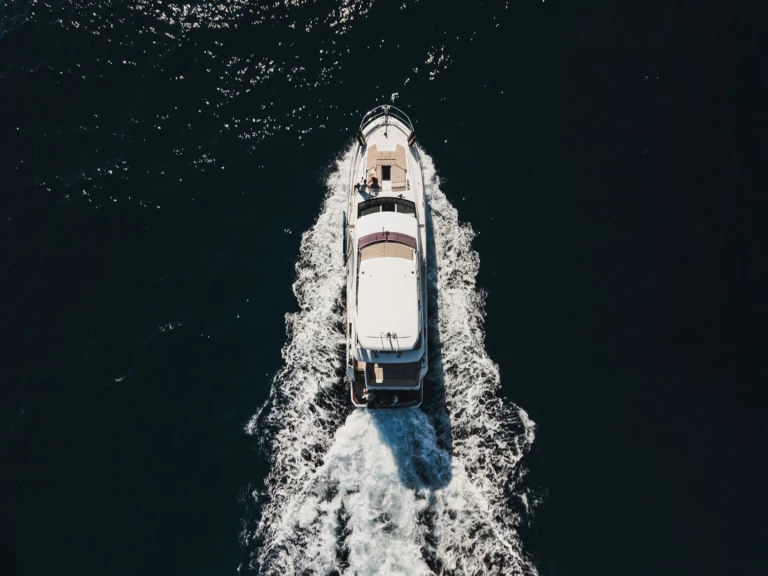 Luxury Yacht rental with or without captain Jeanneau Podstrana