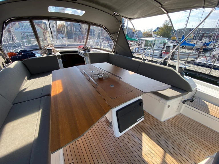 Dufour Dufour 530 in Annapolis on SamBoat