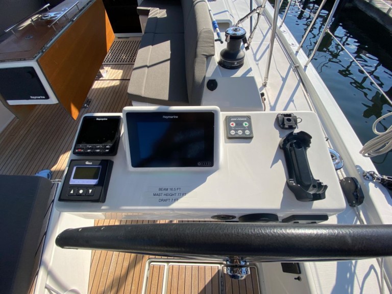 Rent a Dufour Dufour 530 Annapolis