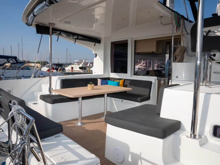 Catamaran rental in Porto San Giorgio - Lagoon Lagoon 40
