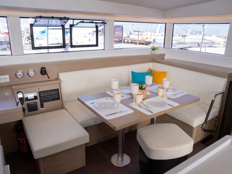 Boat rental Lagoon Lagoon 40 in Porto San Giorgio on Samboat