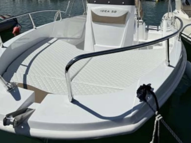 Motorboat for rent Porto San Giorgio at the best price