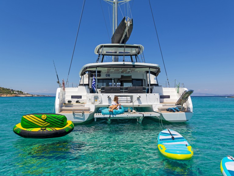 Catamaran rental in Alimos - Lagoon Lagoon 46