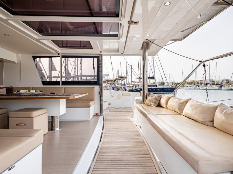 Yacht charter Lefkáda cheap Bali 4.8