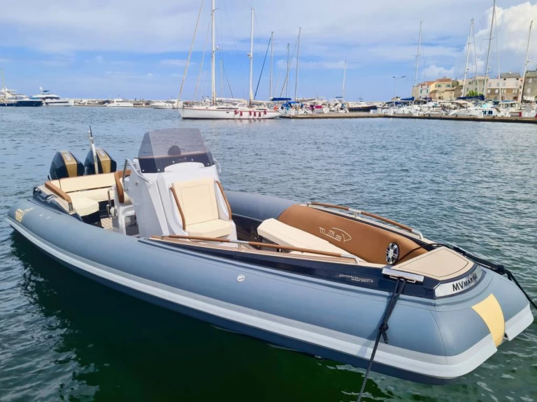MV Marine Mito 29 in Saint-Florent on SamBoat