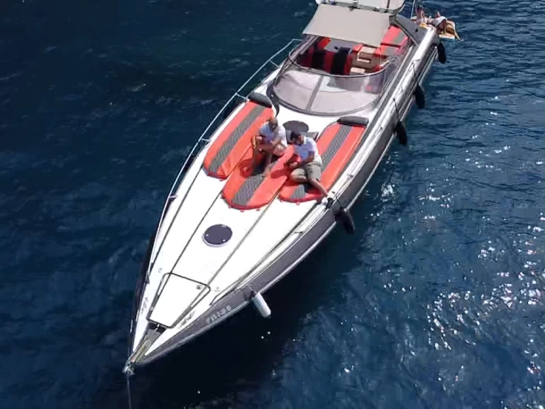 Motorboat rental in Gran Canaria - Sunseeker Tomahawk 41