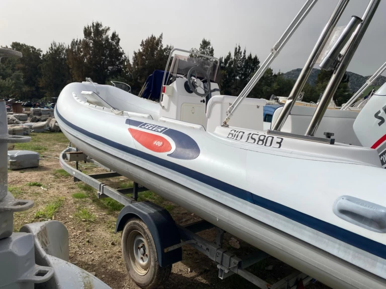 Rent a Selva Evolution D.600 Saint-Florent